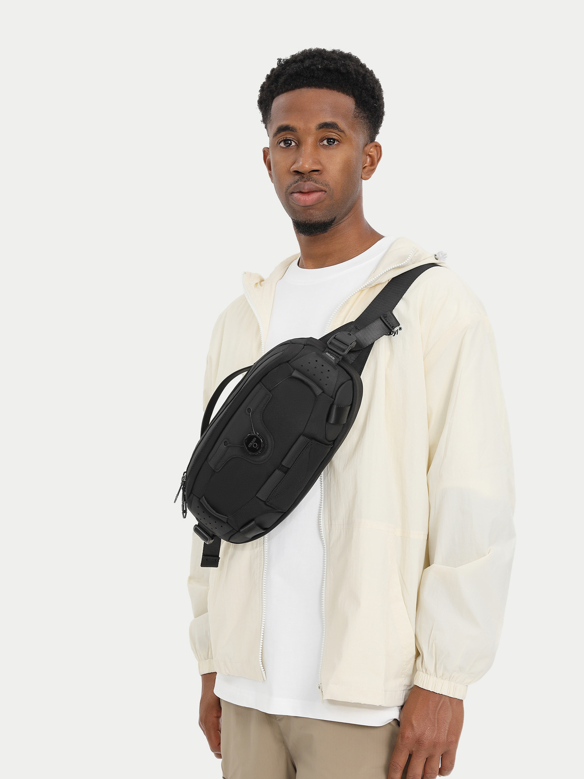 Sac de poitrine multifonction  - Tech Accessories Bag avis et prix